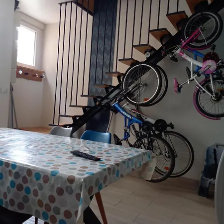 St Pair-sur-mer Bike House
